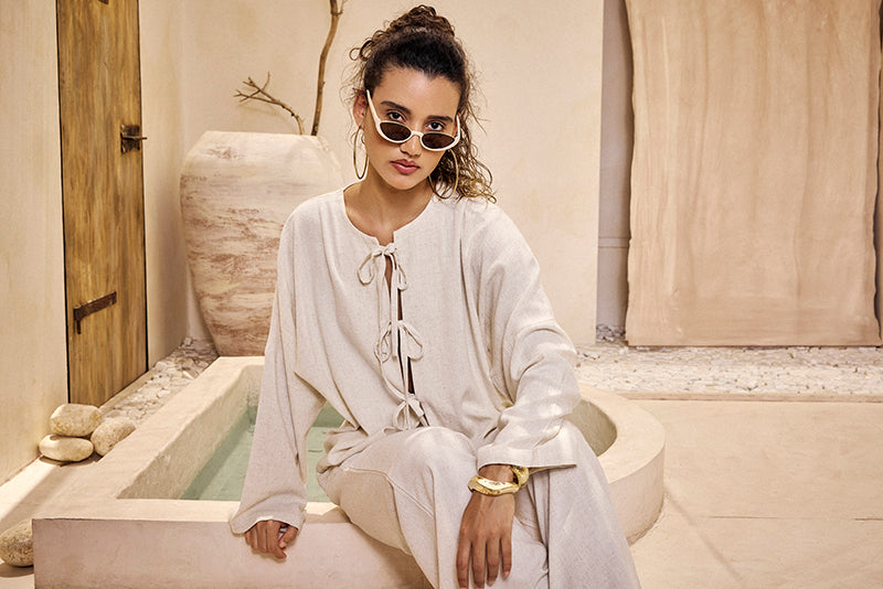 Pure Ketan top with wide sleeves