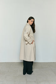 Oversized minimal coat