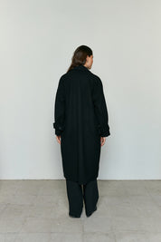 Oversized minimal coat
